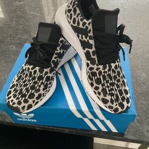 adidas Originals Women's Swift Run Shoes Leopard/Cheetah